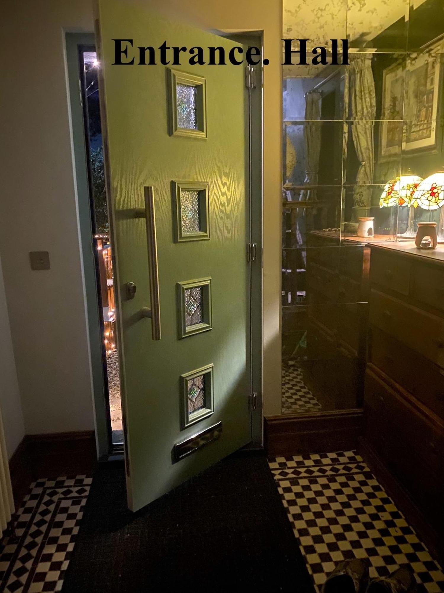 Private Access Small Room In Leicester Free Parking Drinks Λέστερ Εξωτερικό φωτογραφία